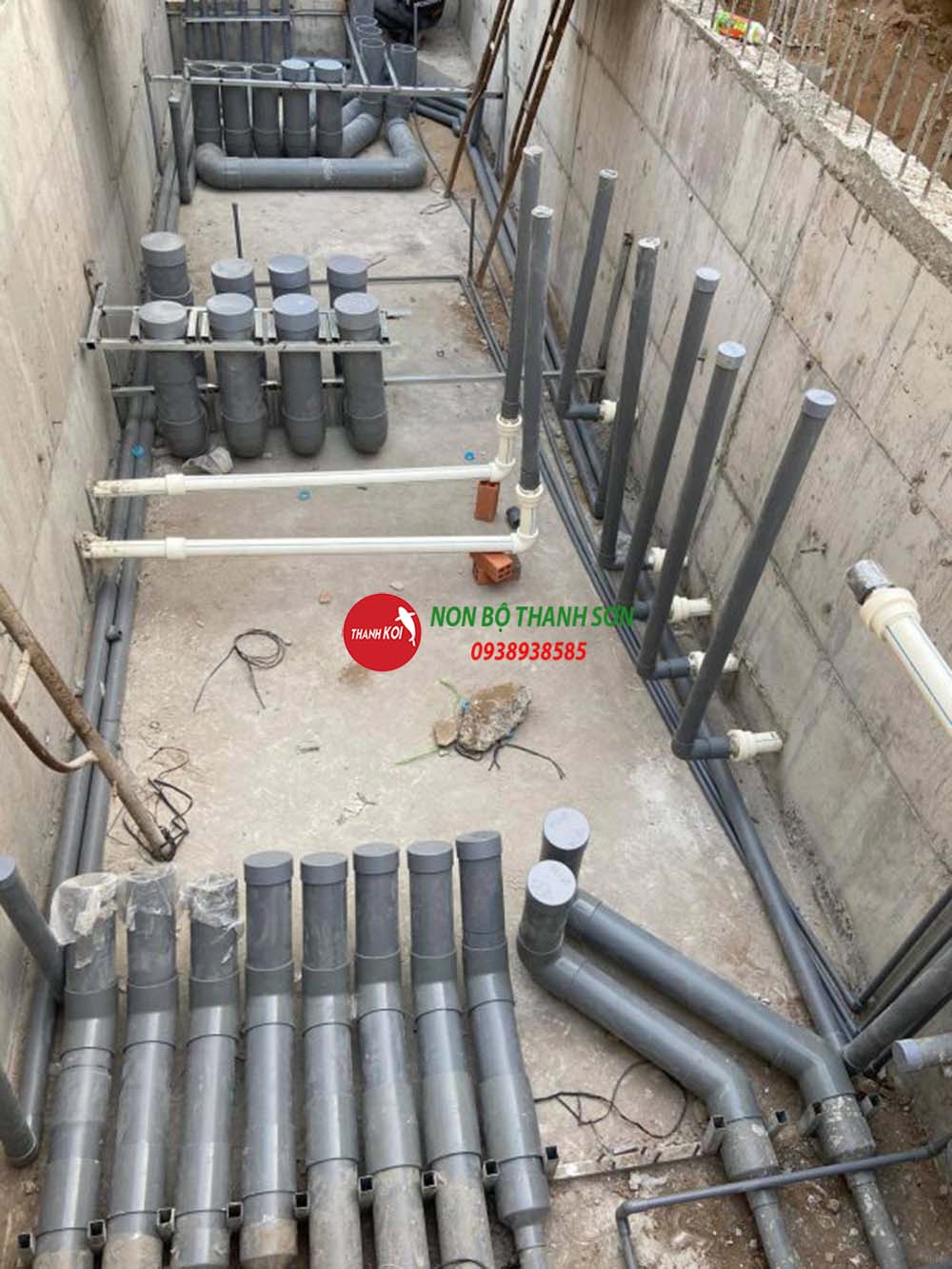 CÁC ỐNG THÔNG NGĂN LỚN ĐẢM BẢO NƯỚC VỀ BƠM KHÔNG BỊ HỤT