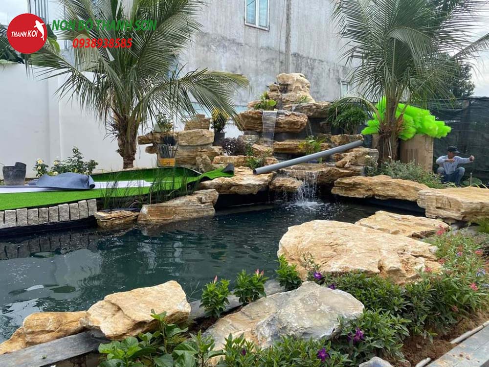 Thiết Kế Hồ Cá Koi: Hành Trình Tạo Nên Một Tác Phẩm Nghệ Thuật Trong Sân Vườn